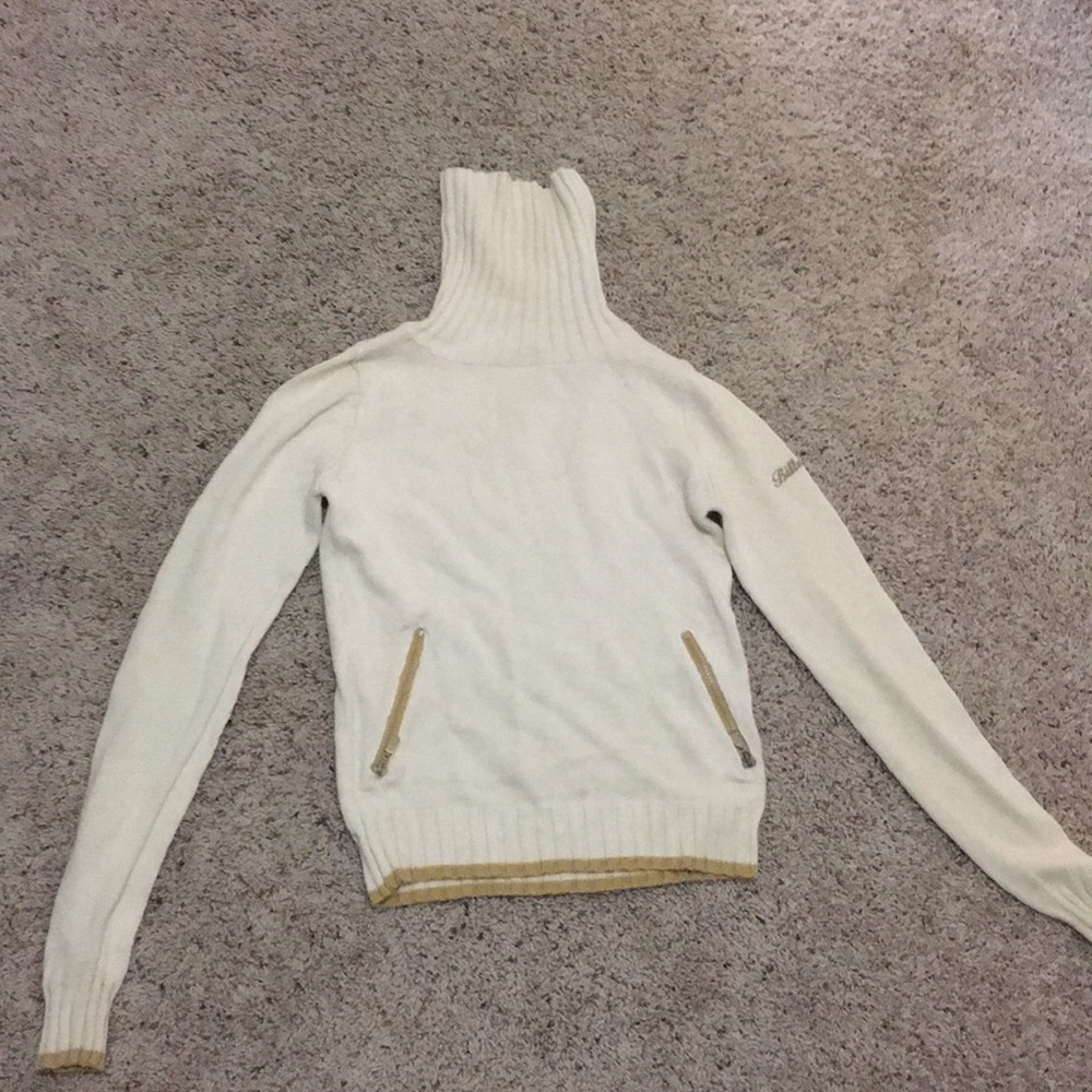 Sweater with pockets